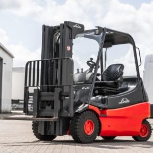 Linde E25 – Elektrischer Gabelstapler – 2500 kg, 4350 mm