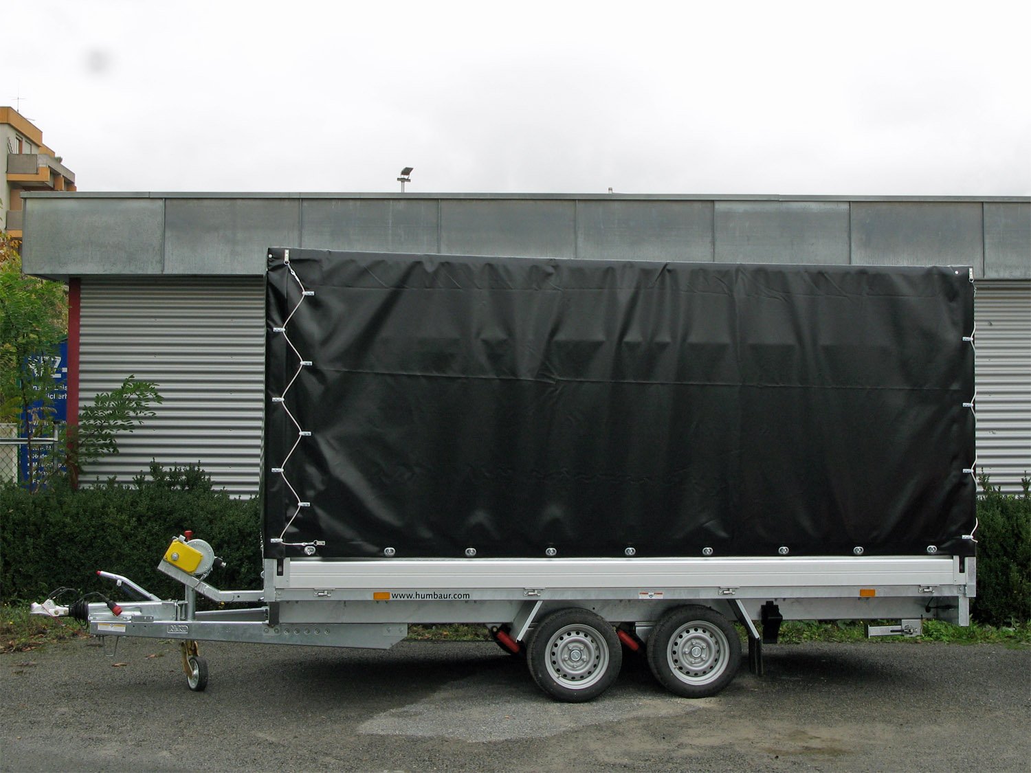 Humbaur Universal 3500 Hochplane ALU BW Auffahrbohlen Aluboden